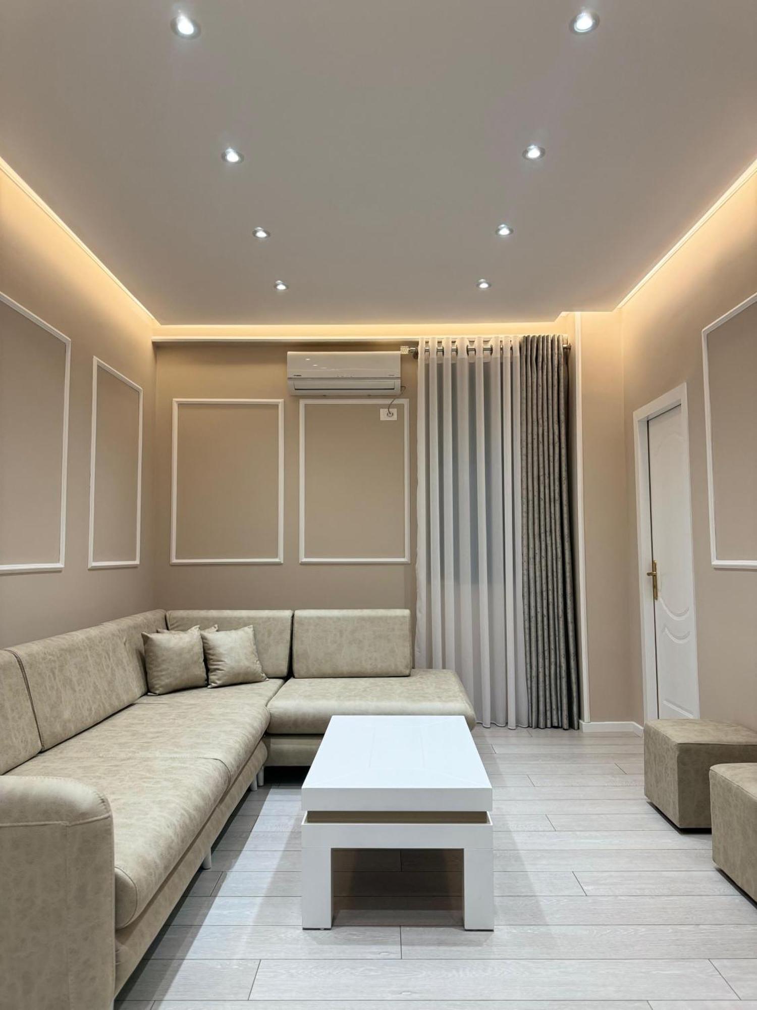 Sun Tower Luxury Suite-View From Of Tirana Center Екстериор снимка